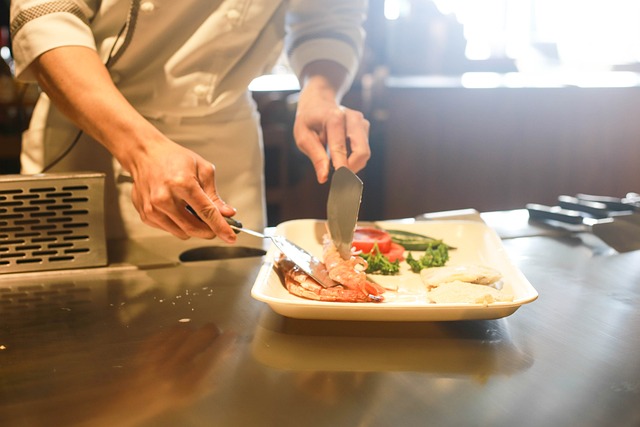 restaurant-1284351_640